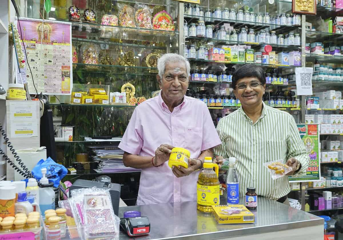 Jothi Store founder Murugaia Ramachandra and his son Chandra Rajakumar